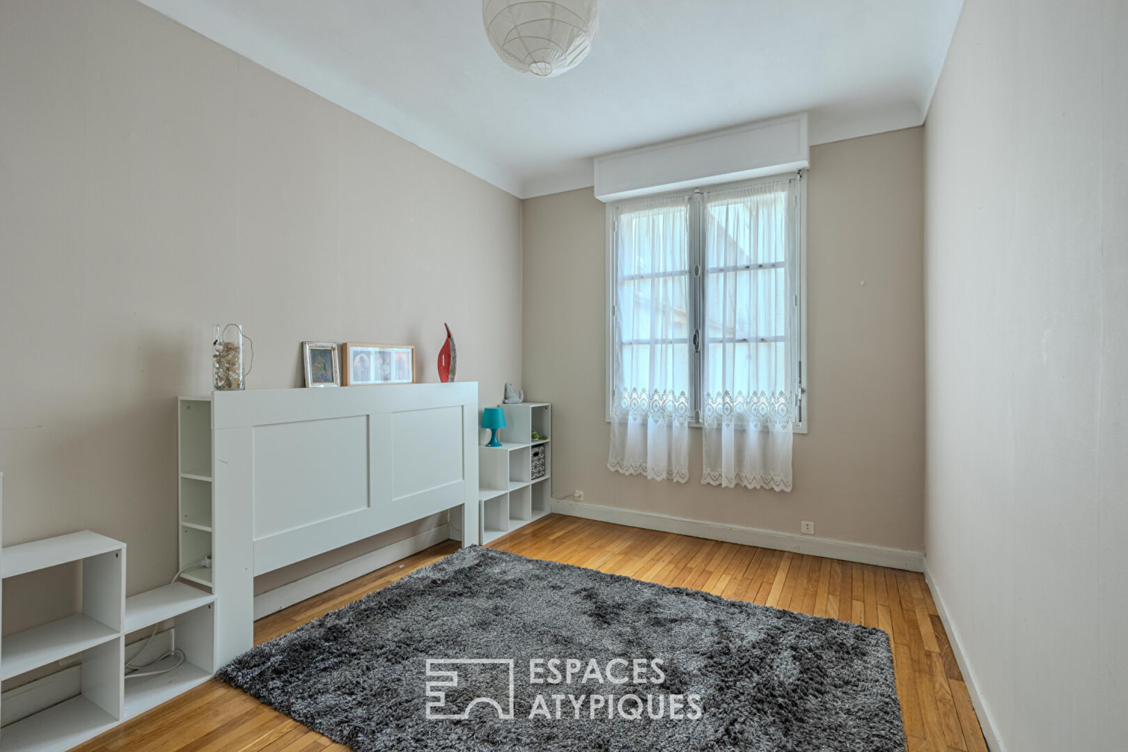 Grand appartement familial (4 chambres) au style » fifties  » Coeur de  Nantes