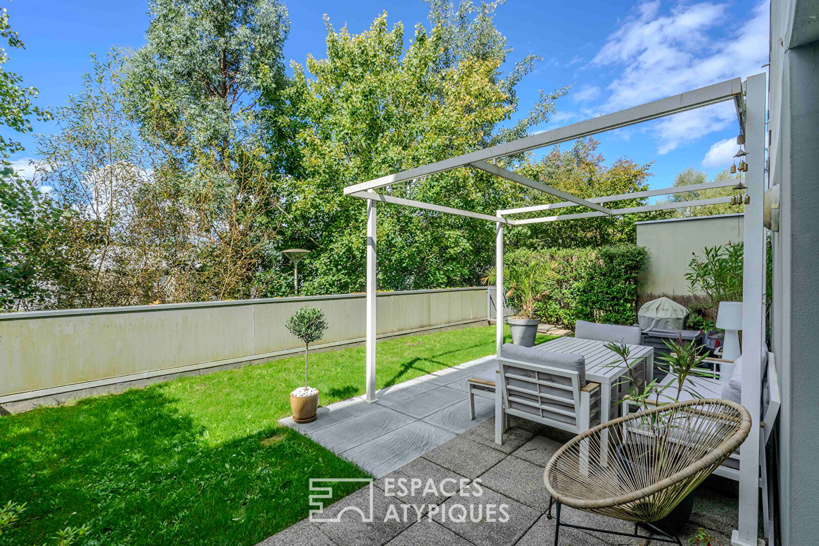 Très bel appartement avec  jardin, environnement calme