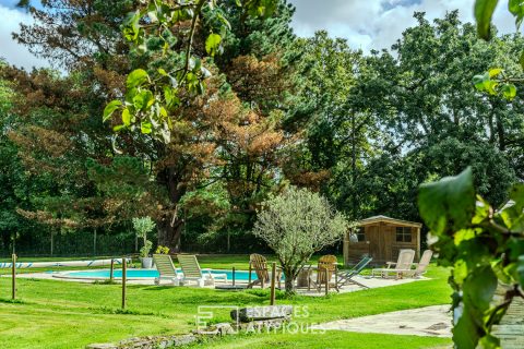 Rustic farmhouse with charm and rental properties near the Nantes-Brest Canal