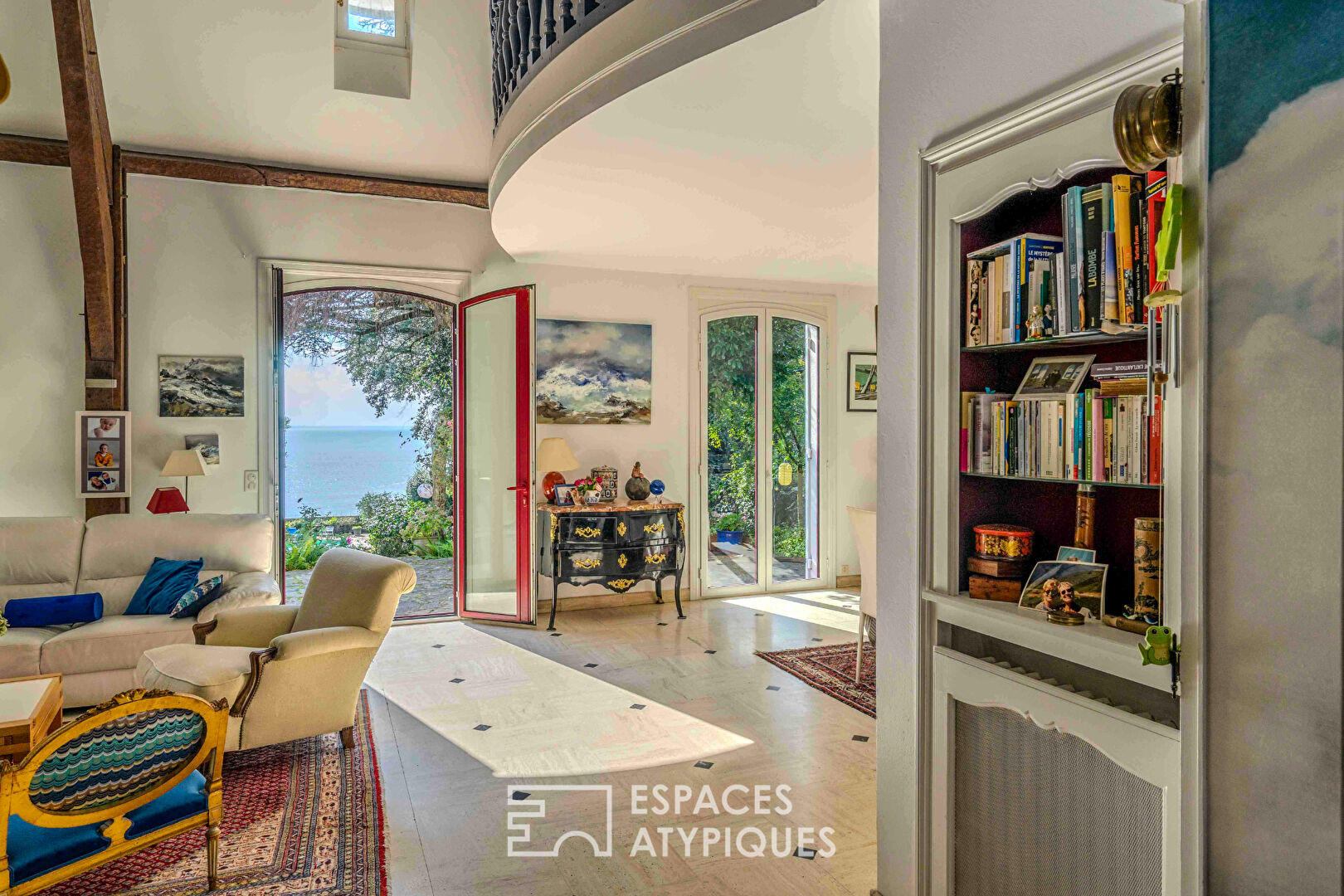 Exceptional villa with sea view to discover without delay!