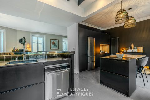 Maison de ville charmante avec jardin et dépendance