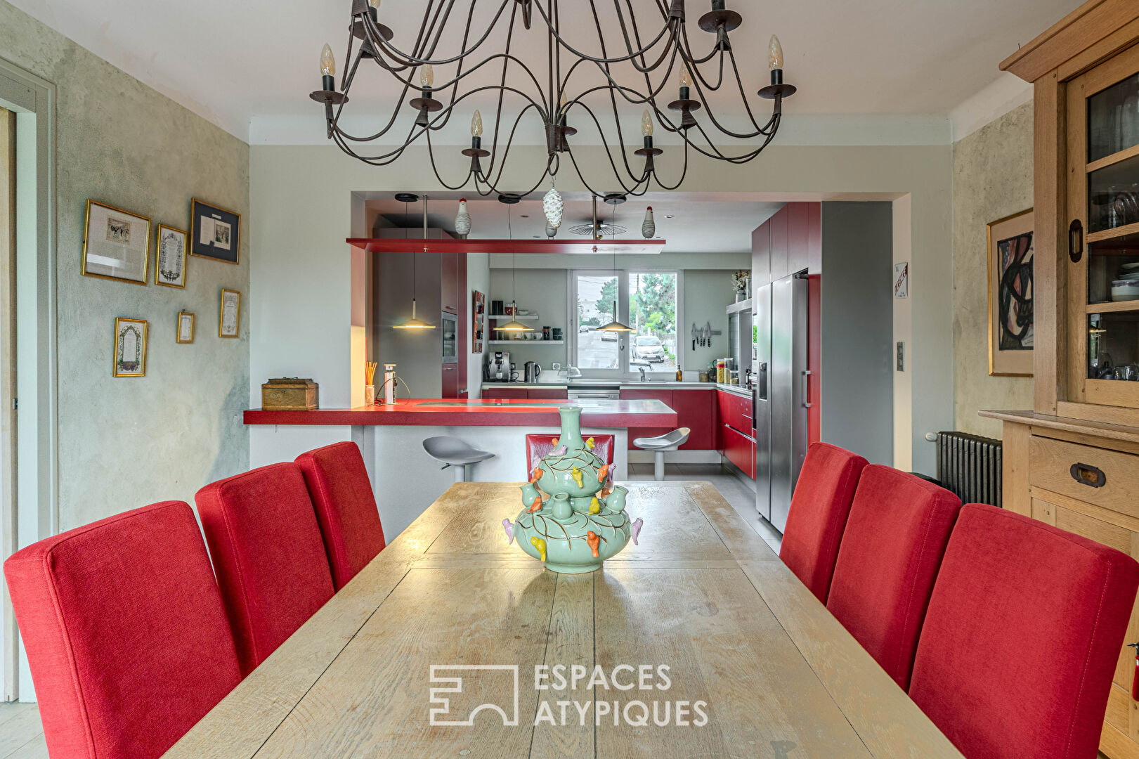Large family house with swimming pool and its outbuilding
