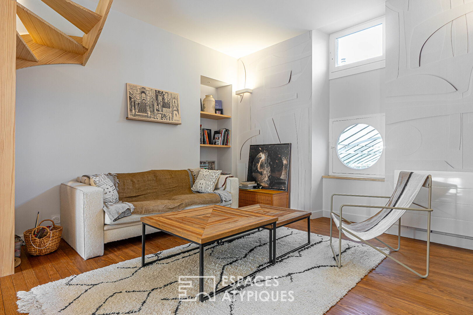 DUPLEX  d’exception (118 m2) rénové – vue rare sur Passage Pommeraye  Nantes