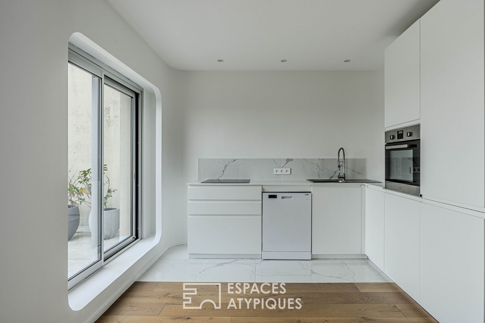 Duplex d’exception avec piscine privée et double terrasse – Quartier Monselet