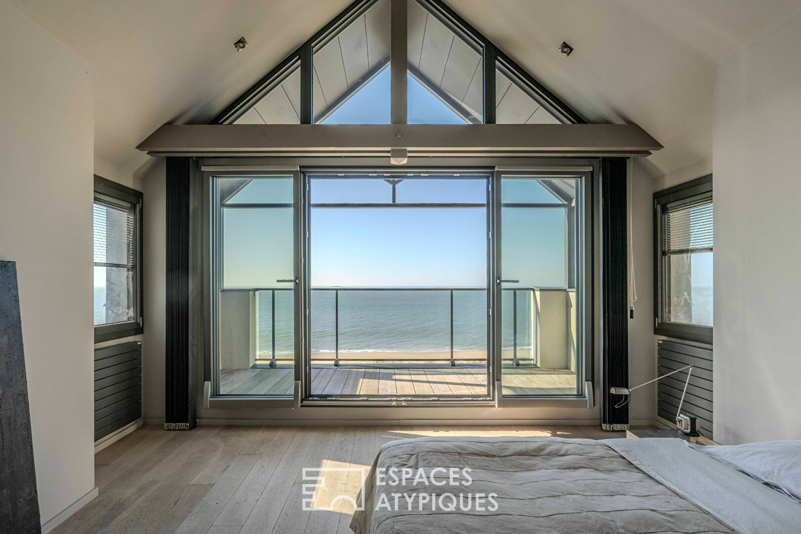 Villa d’architecte face mer à Bonne Source !