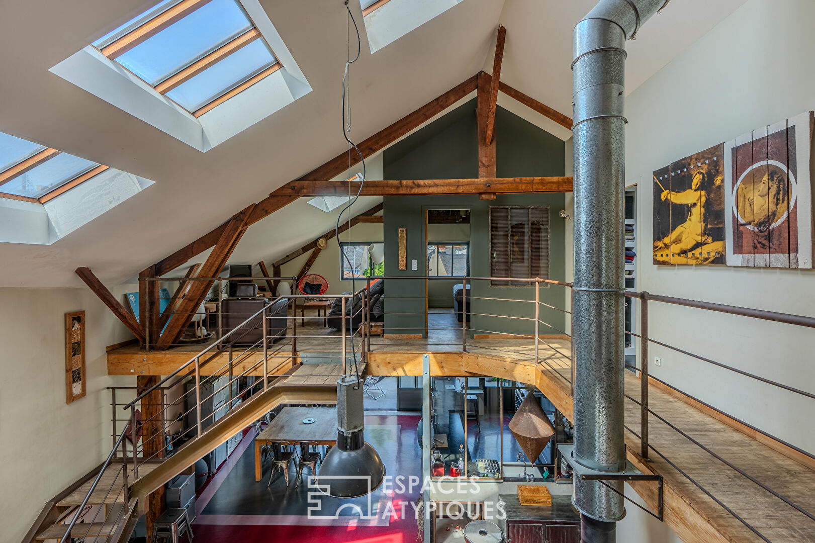 Loft rénové avec espaces extérieurs à Nantes