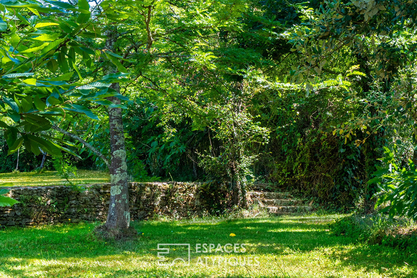 Propriété avec Vue exceptionnelle sur la vallée de la Loire – proche de  Nantes (44)