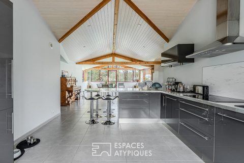 Longère de charme avec piscine pour les amoureux de la nature, à proximité de Nantes