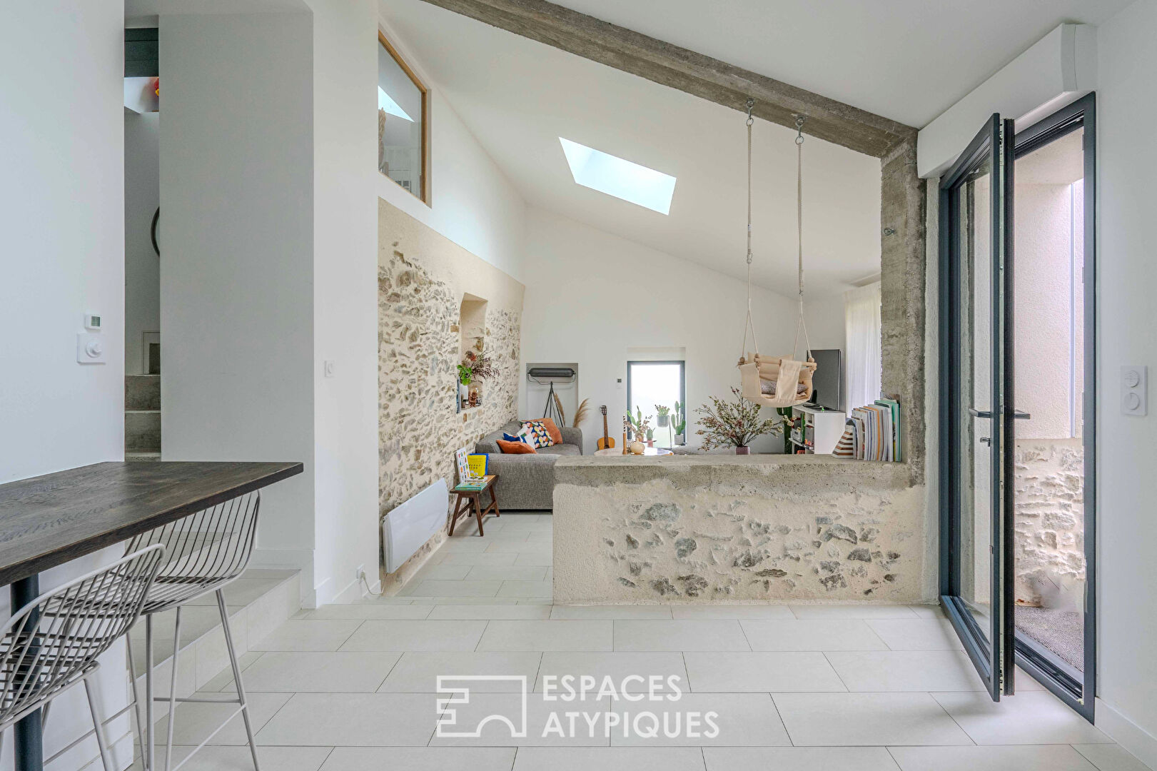 Maison de Charme au Pallet –  Calme, Jardin Intime et Garage