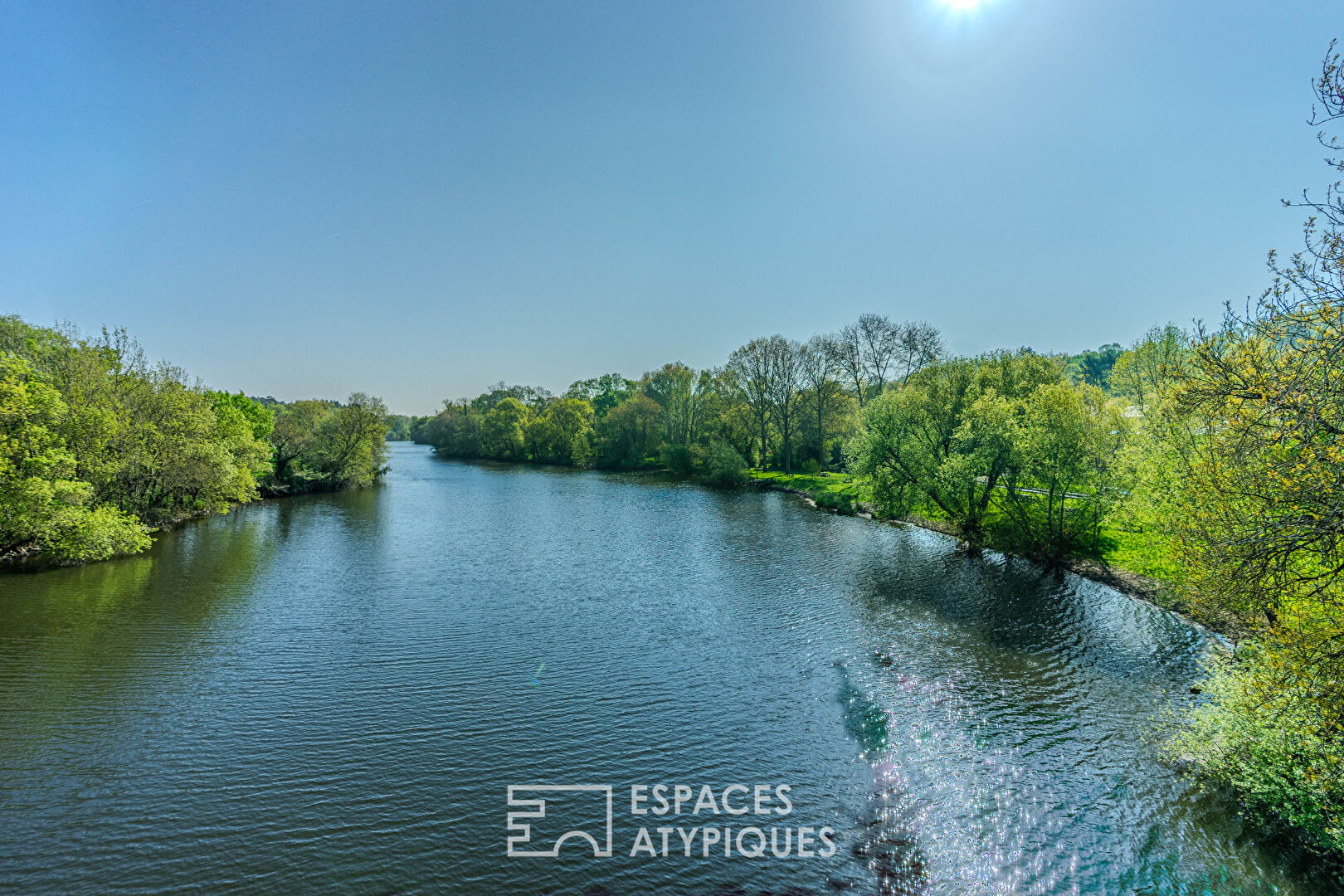 Maison de charme et sa vue contemplative sur la Sèvre