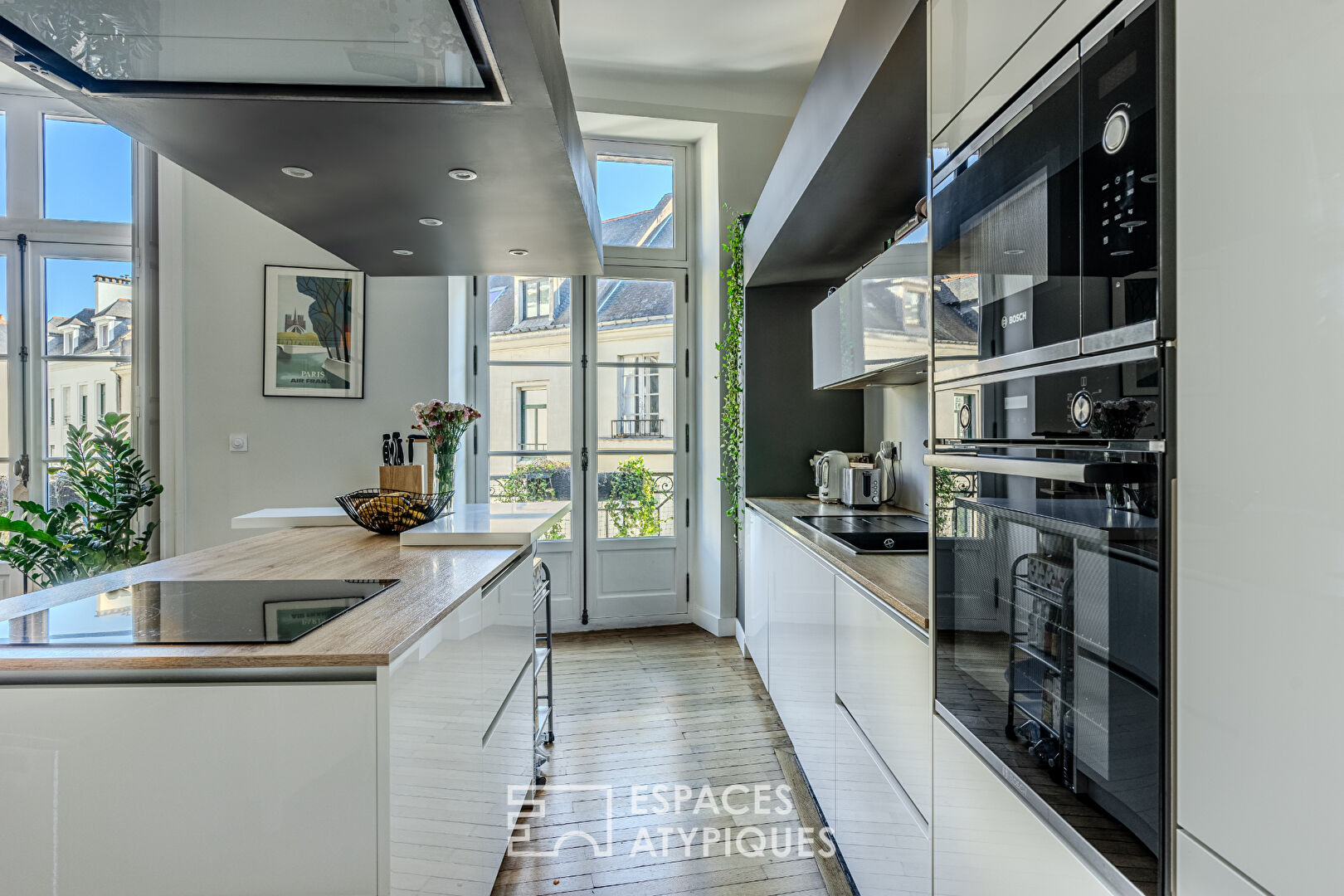 Appartement lumineux entièrement rénové – Nantes Graslin