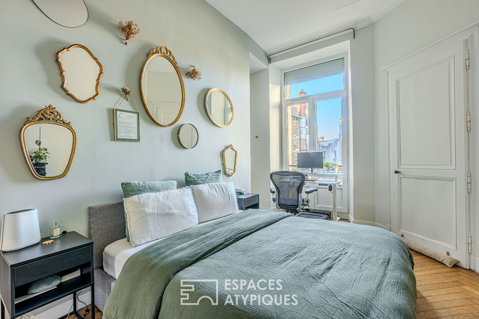 Appartement lumineux entièrement rénové – Nantes Graslin