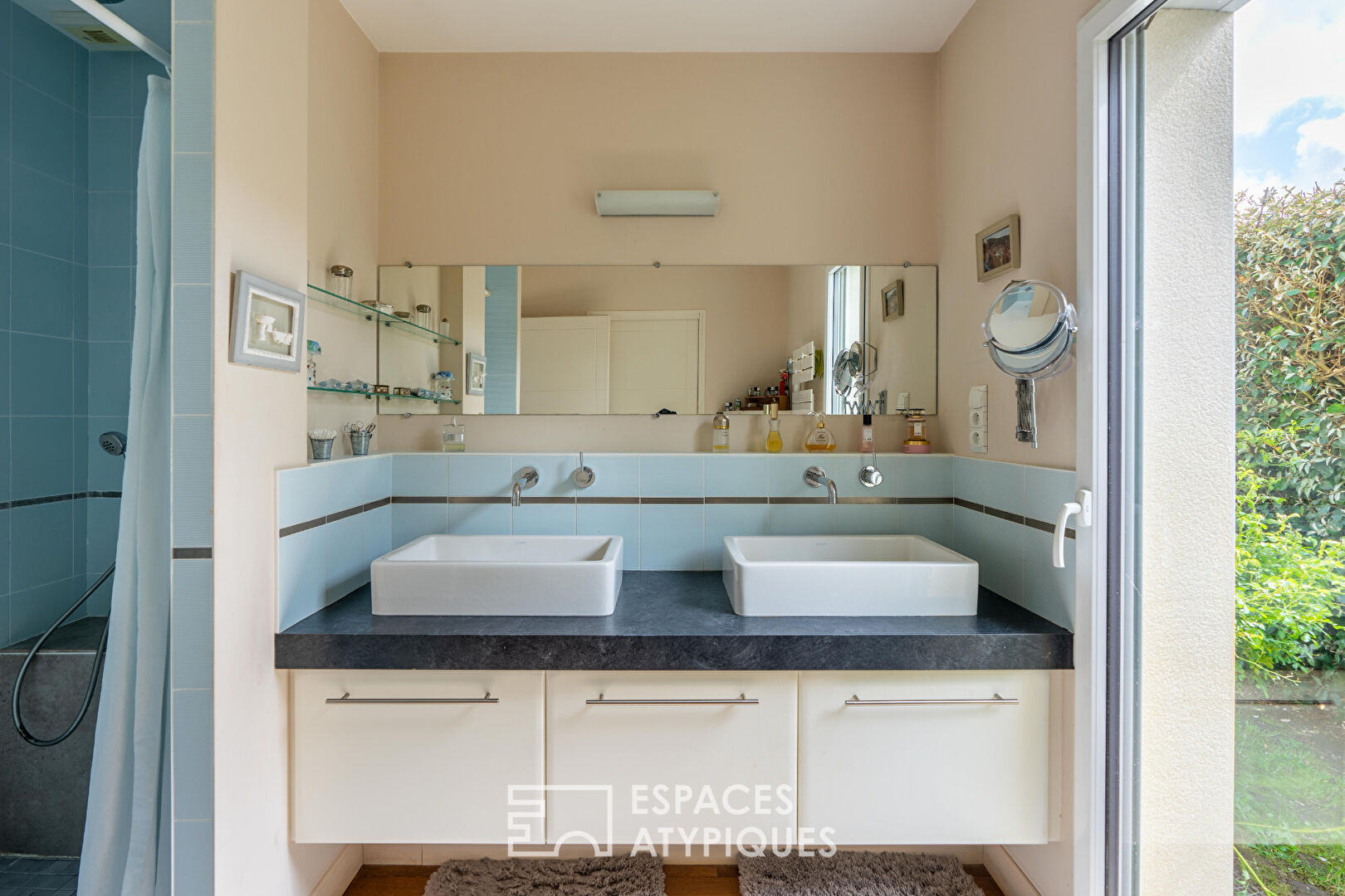 Maison pensée pour la vie de famille, au calme avec piscine