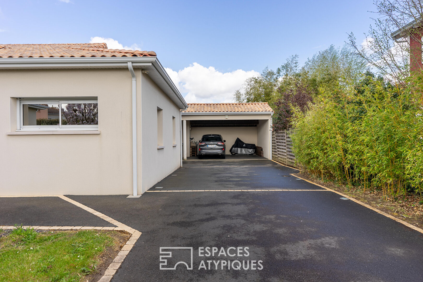 Maison pensée pour la vie de famille, au calme avec piscine