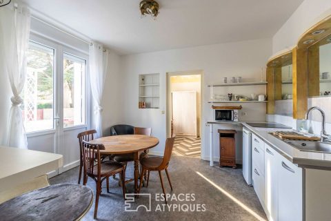 1920 seaside villa consisting of two apartments