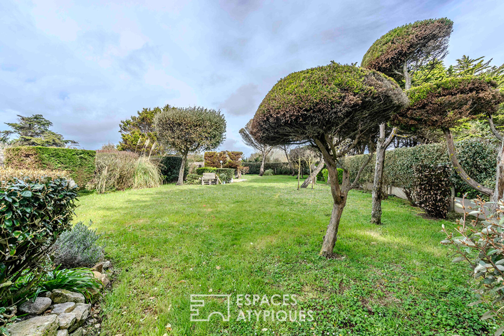 Seafront villa near La Govelle