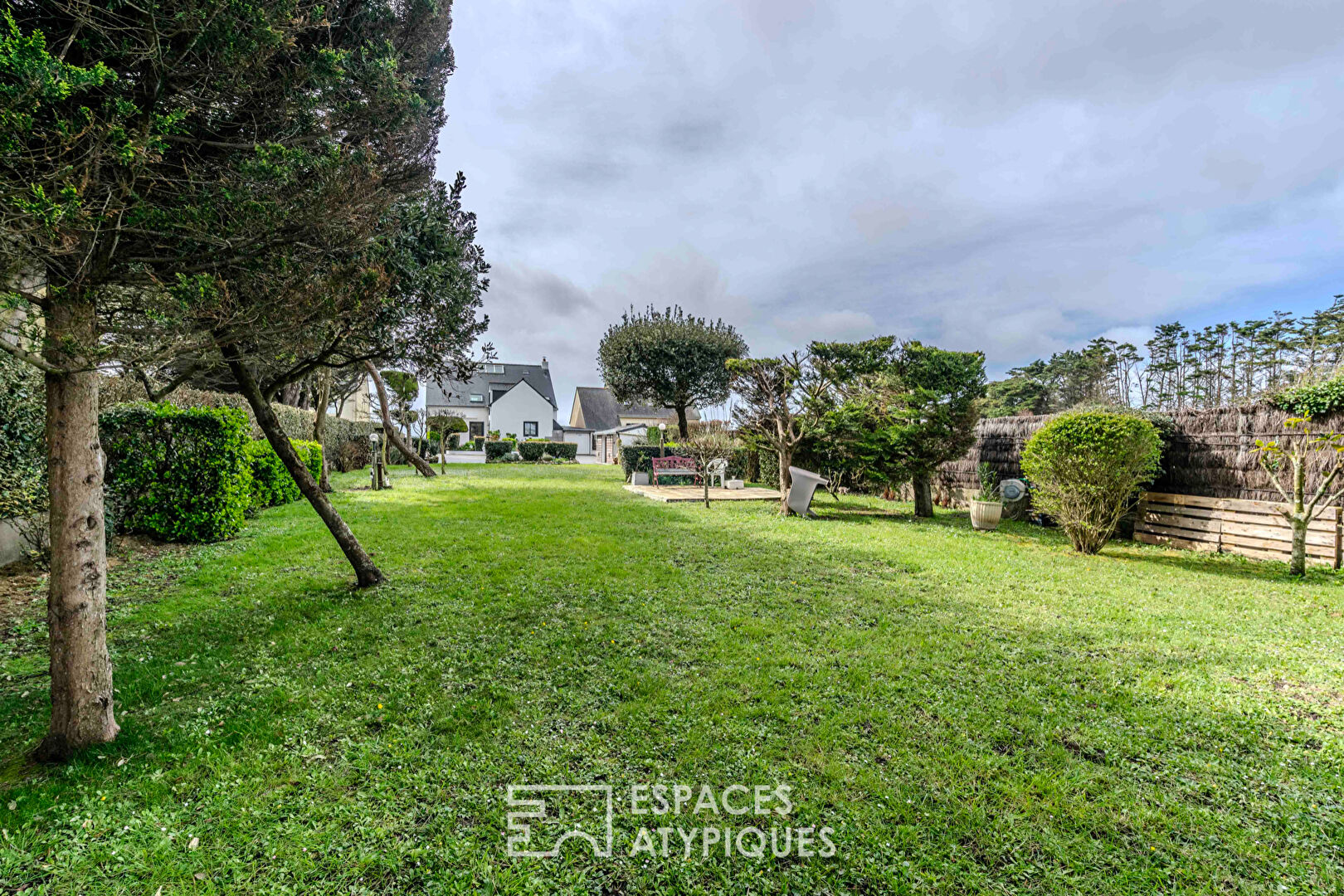 Seafront villa near La Govelle