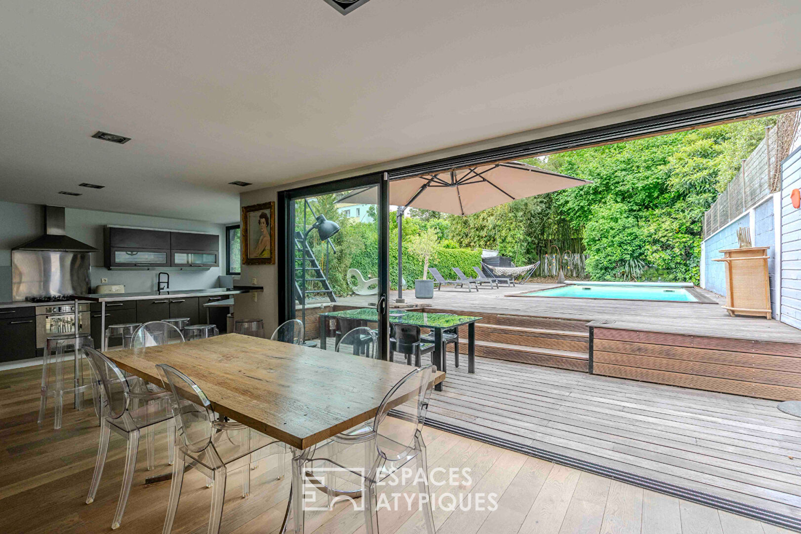 Maison familiale avec piscine, jardin et double terrasse – Nantes Longchamp