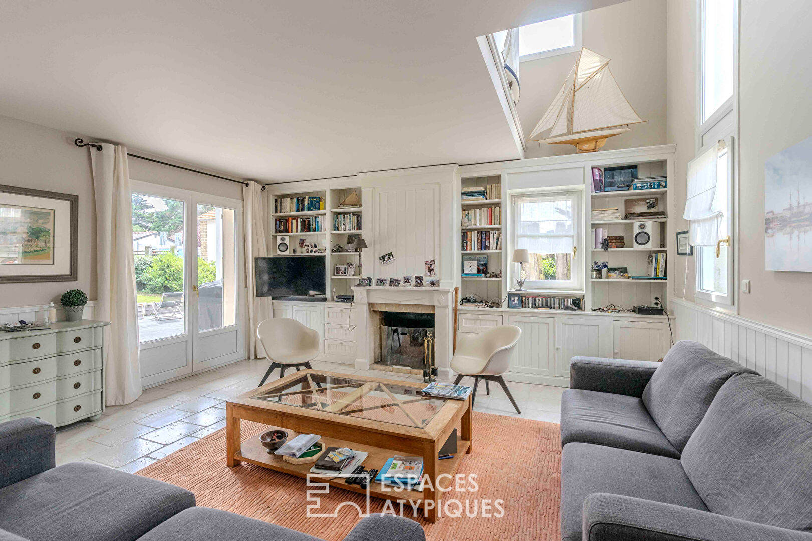 Élégante demeure balnéaire à 80 mètres de l’océan avec aperçu mer