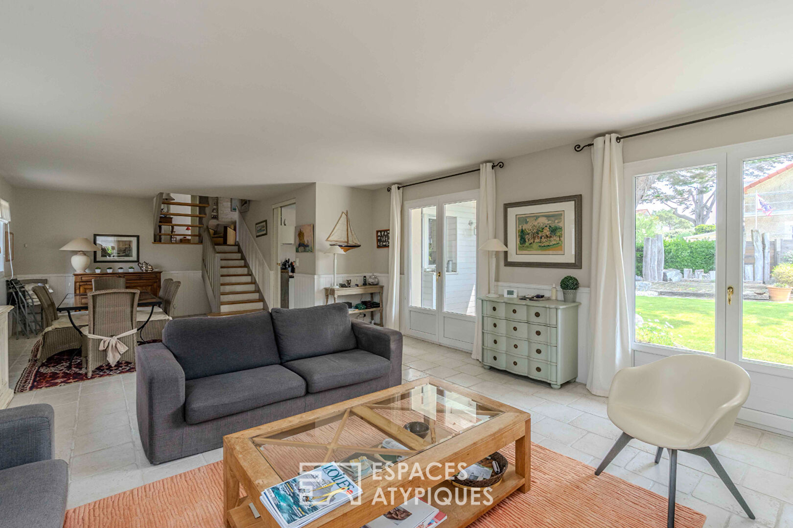 Élégante demeure balnéaire à 80 mètres de l’océan avec aperçu mer