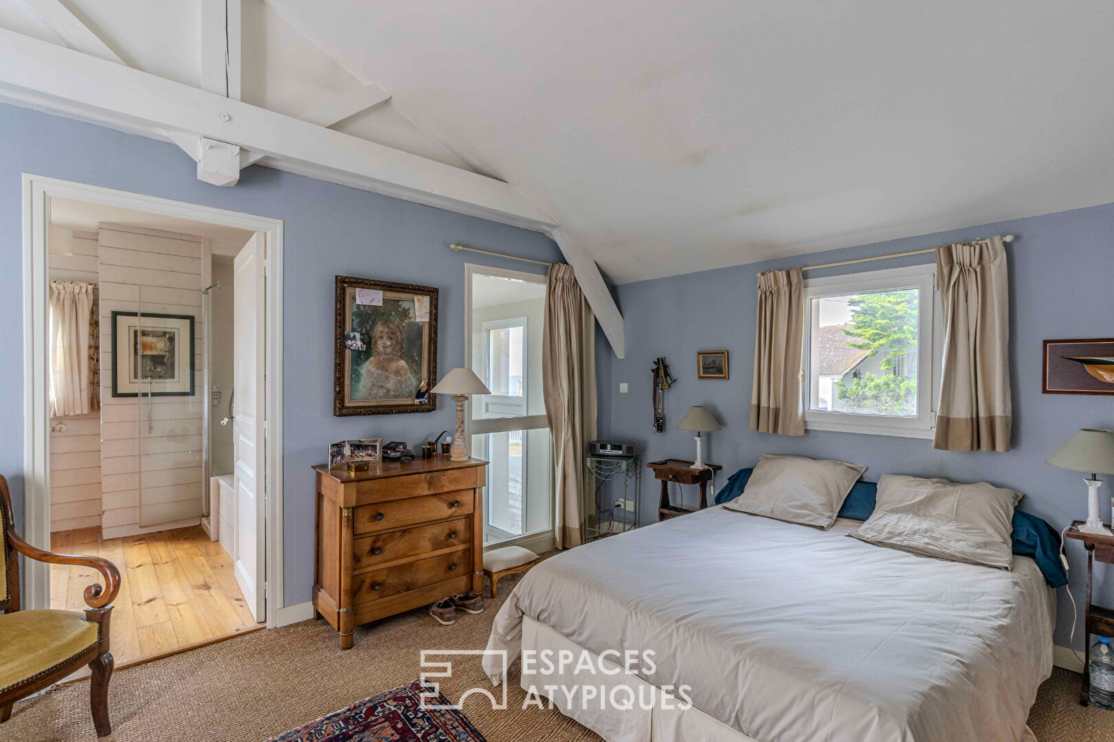 Élégante demeure balnéaire à 80 mètres de l’océan avec aperçu mer