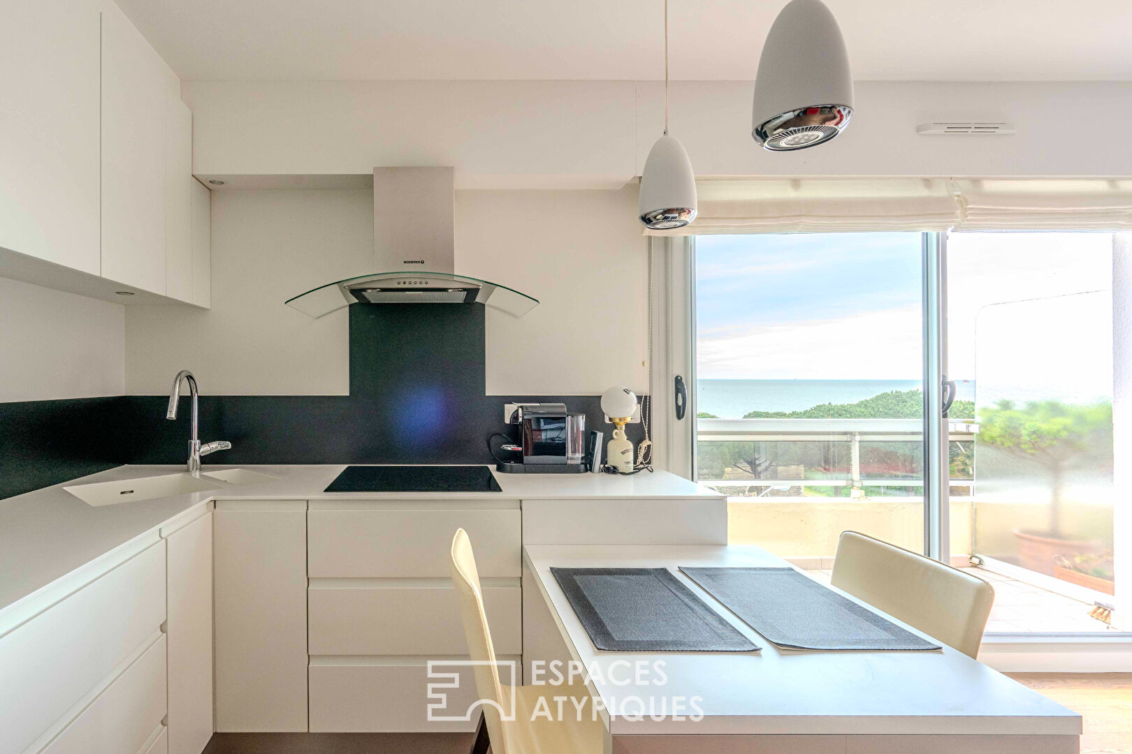 Bel appartement T2 en dernier étage avec vue mer