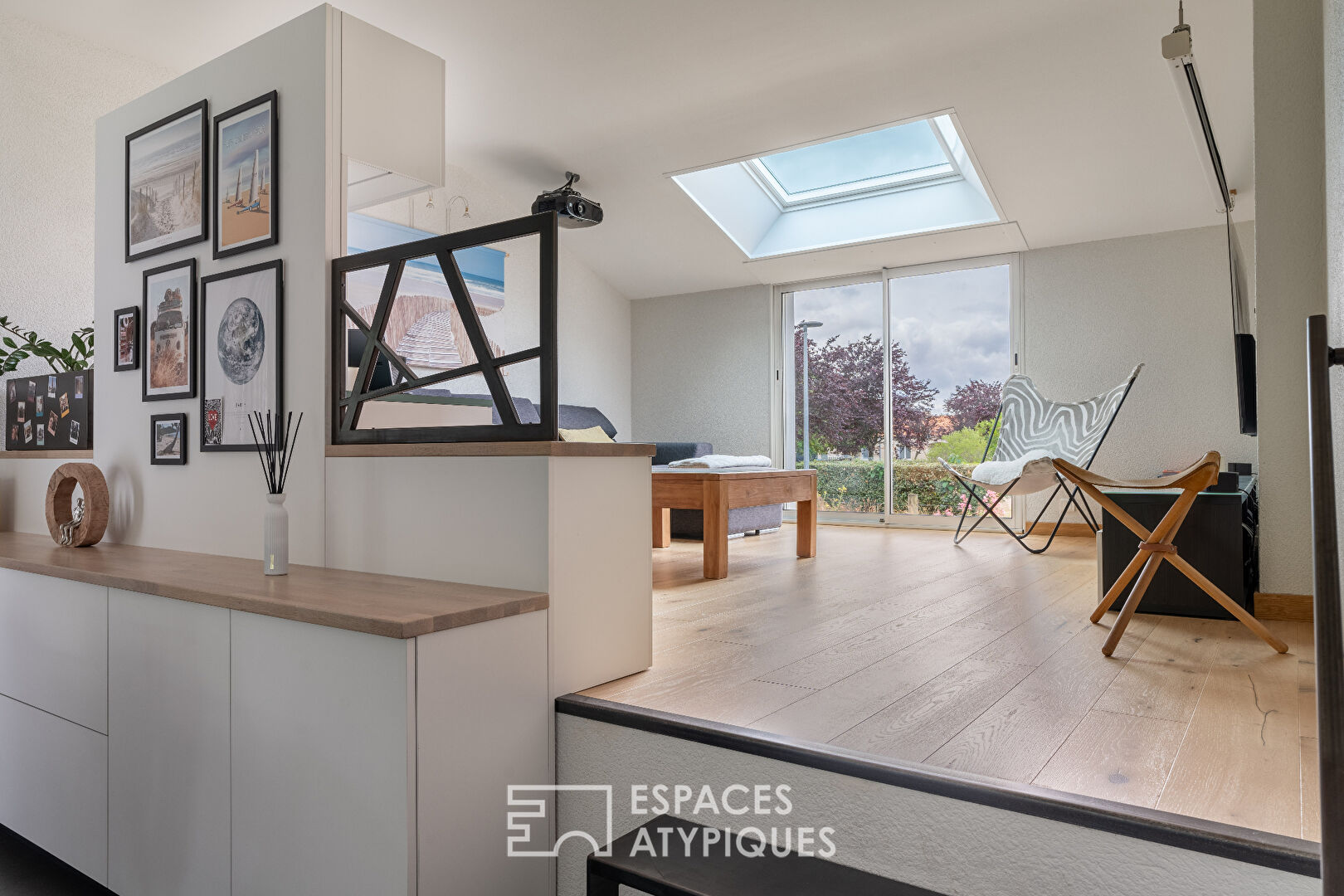 Renovated single-story house with garden