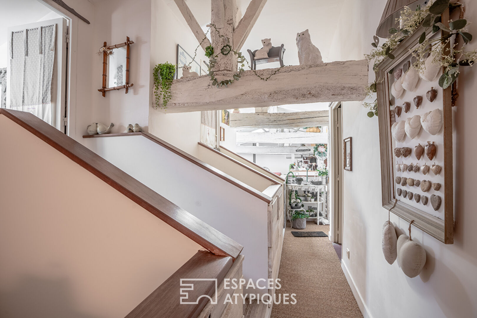 Ancienne grange rénovée à l’esprit loft sur jardin