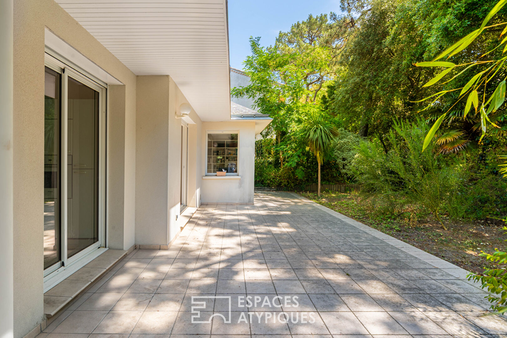 La Baule  Élégante villa Poutier dans un écrin de verdure