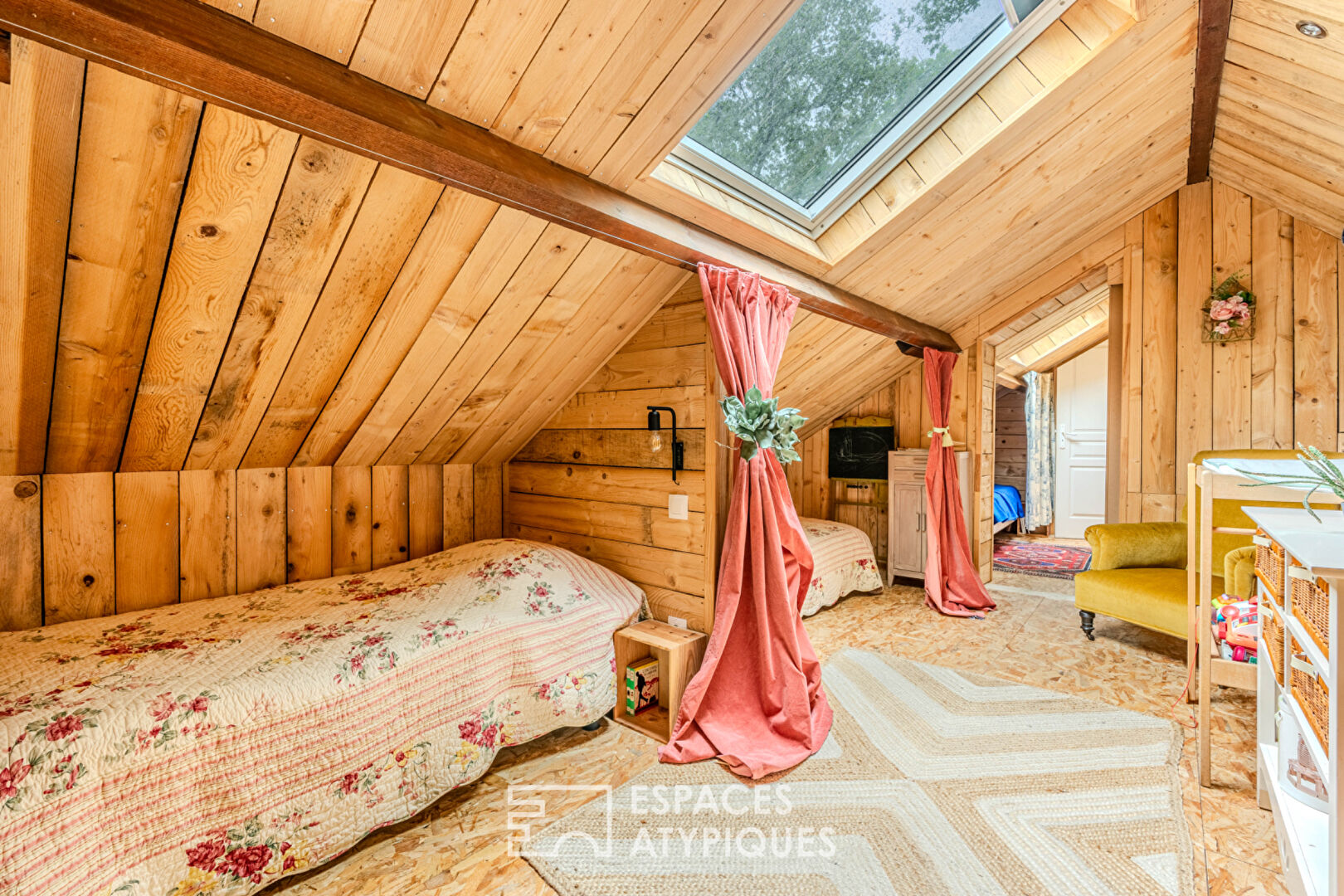 Maison d’exception bucolique et son gîte proche des canaux de l’Erdre