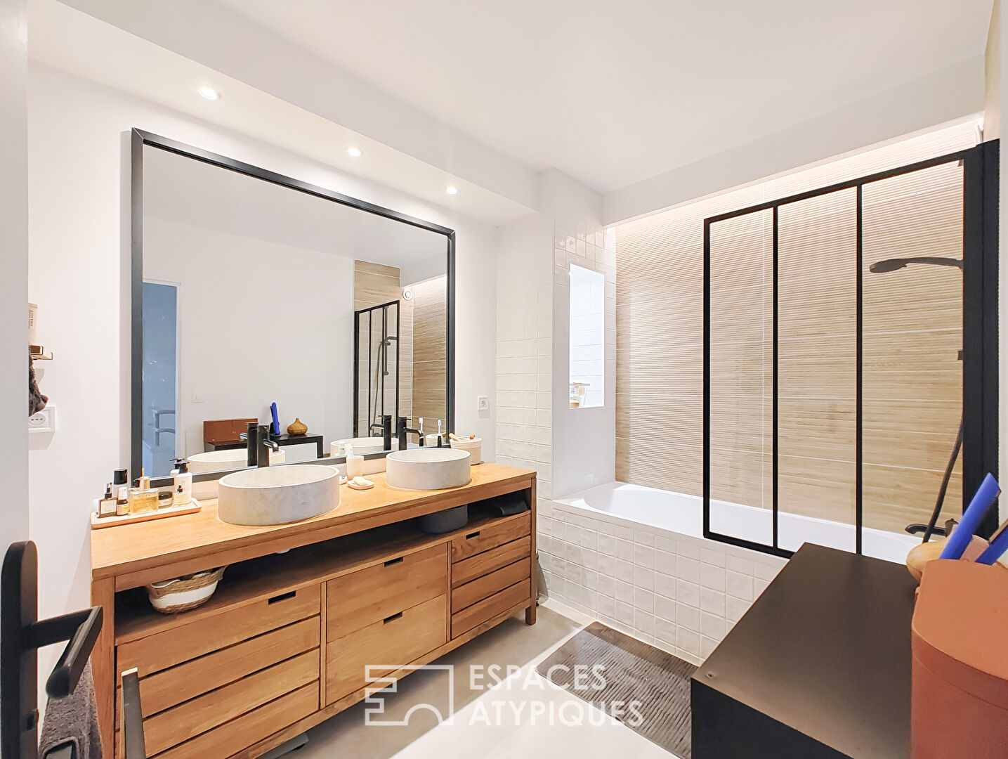 Appartement rénové en bord de Cens – Nantes Pont du Cens