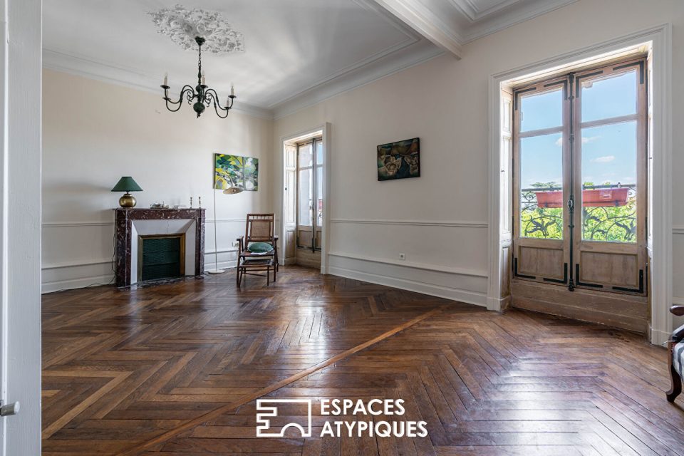 Élégant duplex de 170 m² avec cachet de l'ancien ? Monselet