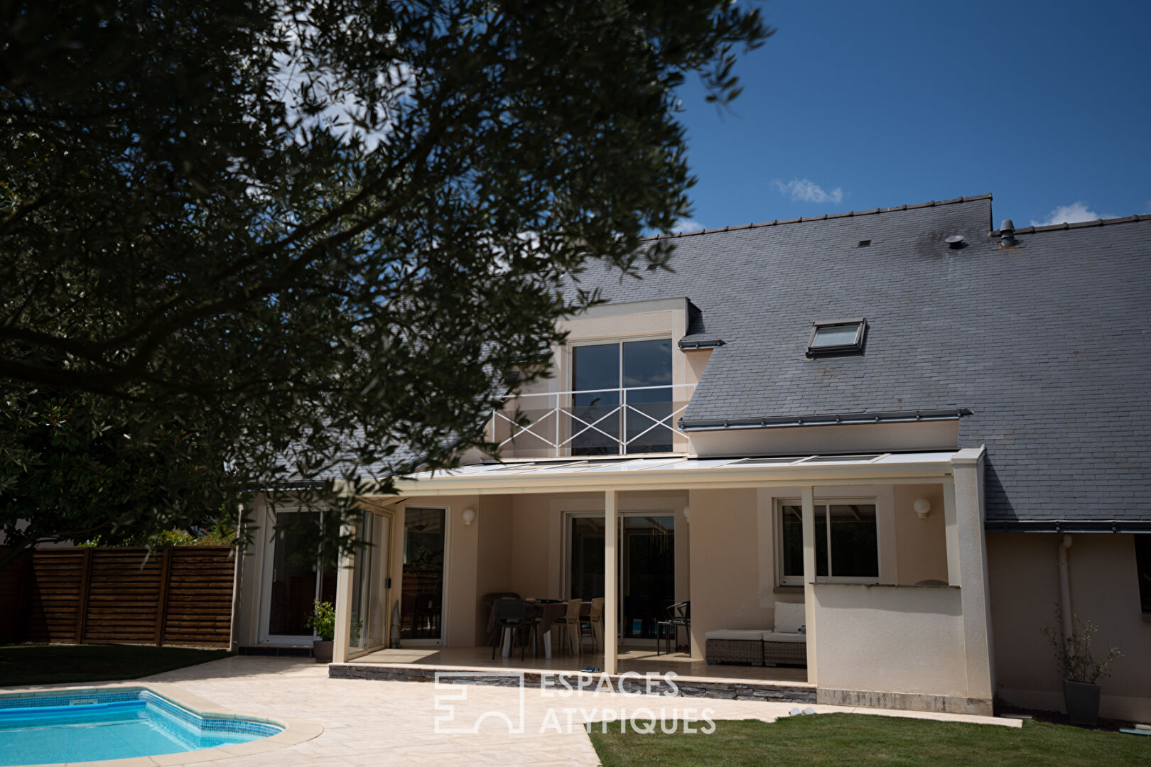 Maison  ARCHITECTE  1993   Jardin Piscine  Centre THOUARE sur LOIRE
