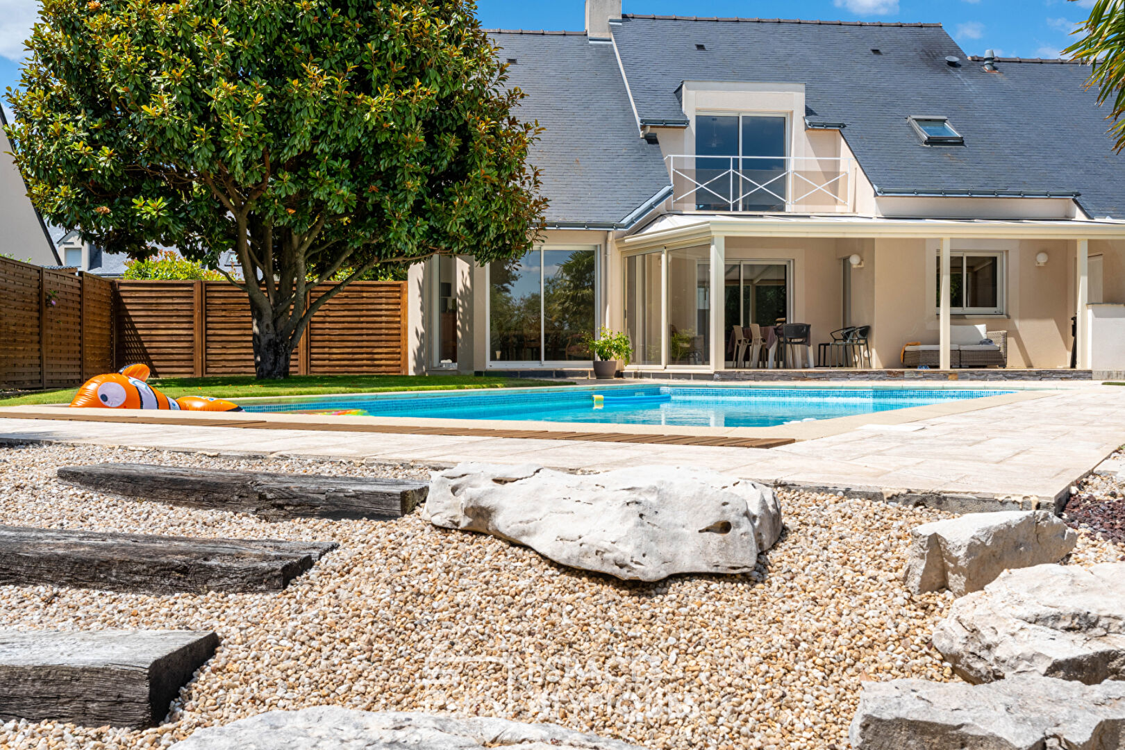 Maison  ARCHITECTE  1993   Jardin Piscine  Centre THOUARE sur LOIRE