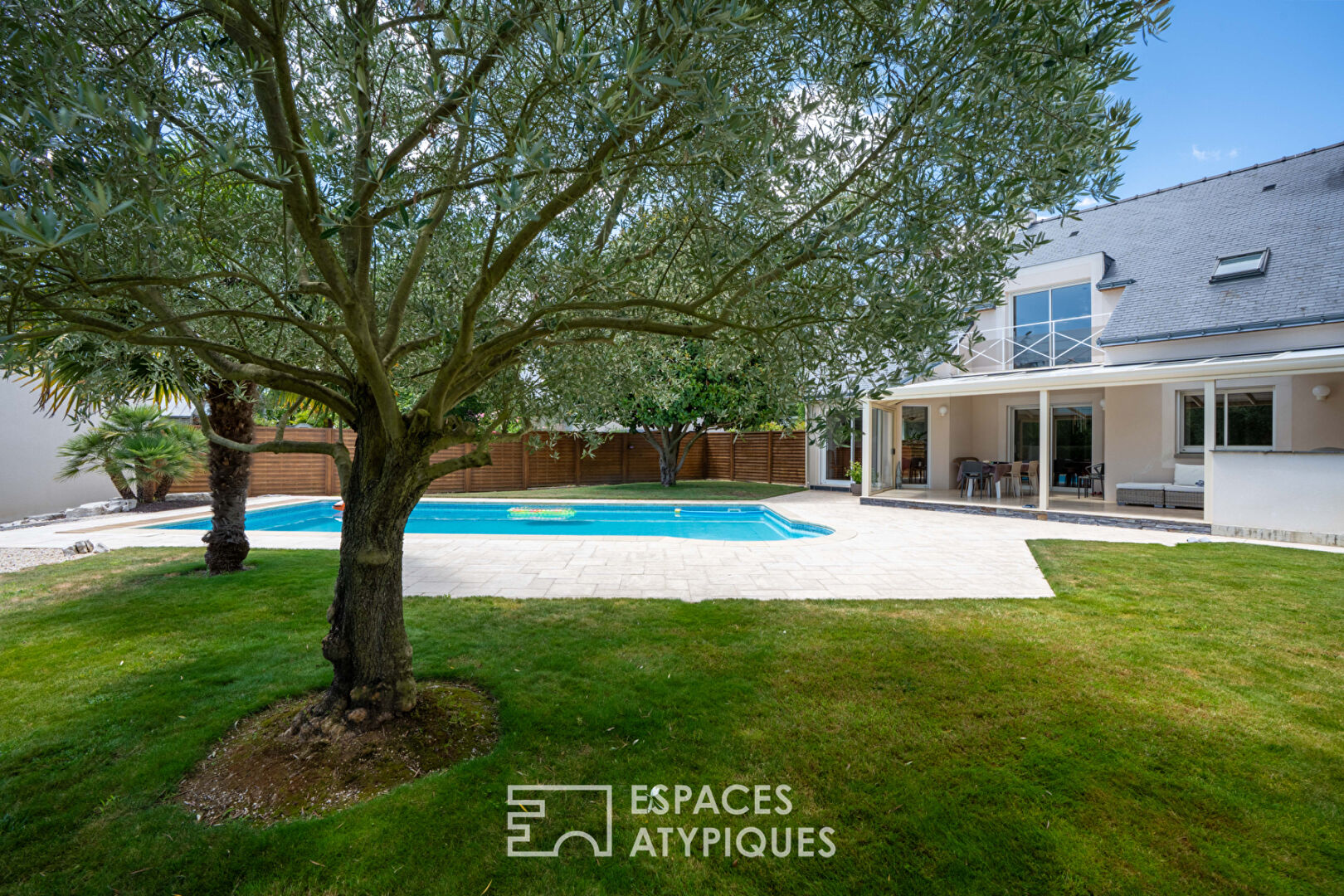 Maison  ARCHITECTE  1993   Jardin Piscine  Centre THOUARE sur LOIRE