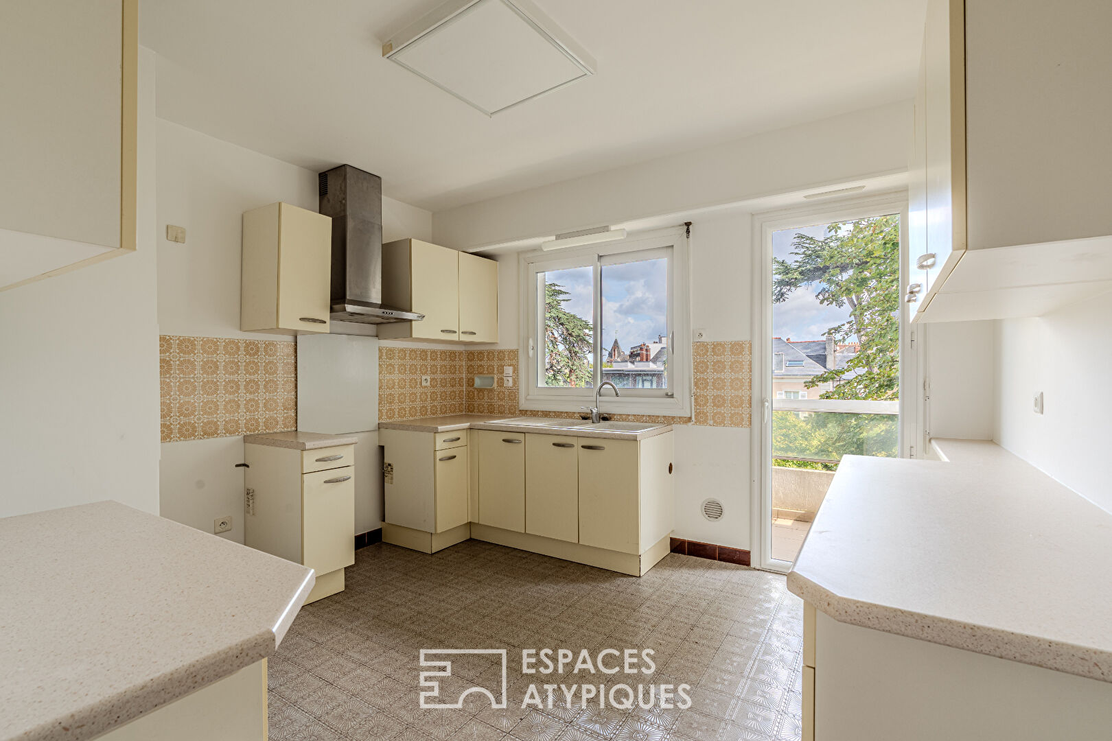 À louer – Appartement 3 pièces 104 m2