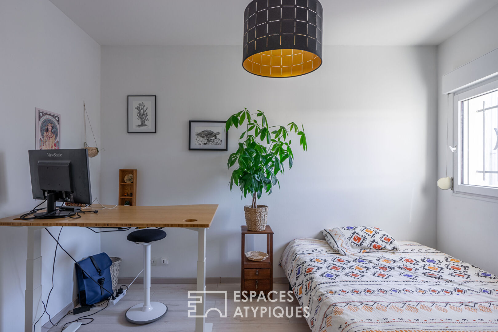 A louer – Bel appartement en duplex aux volumes généreux dans le bourg de Indre