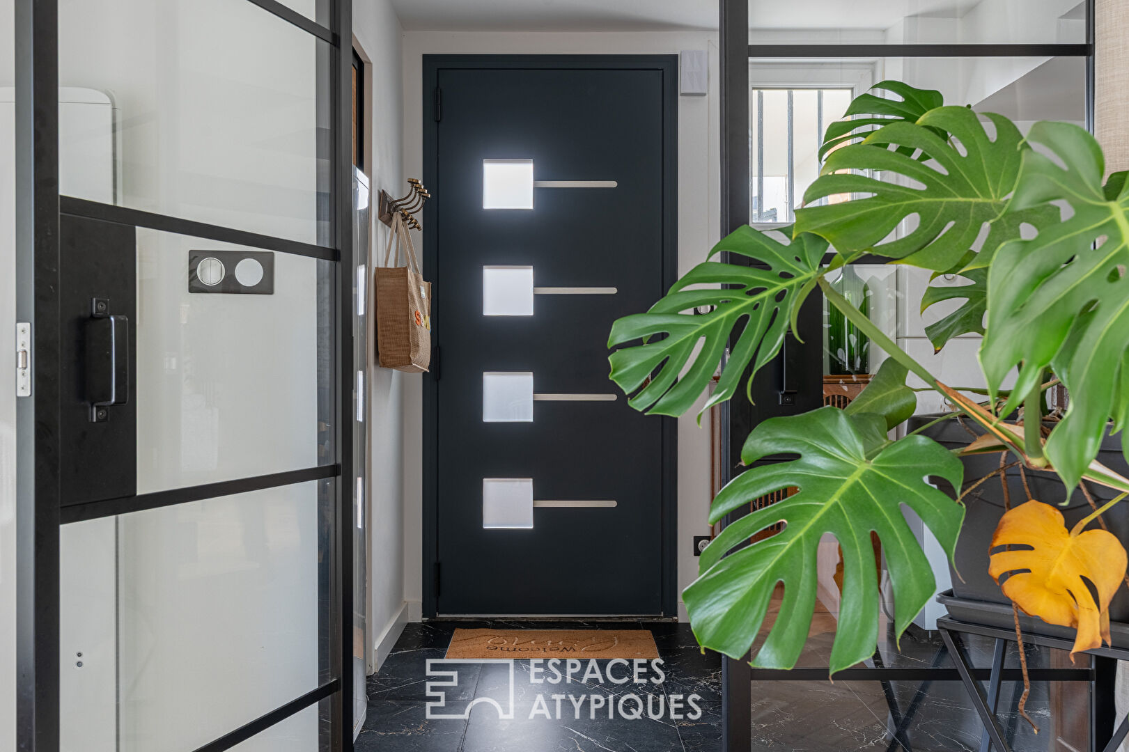 Maison familiale type longère avec suite parentale et jardin