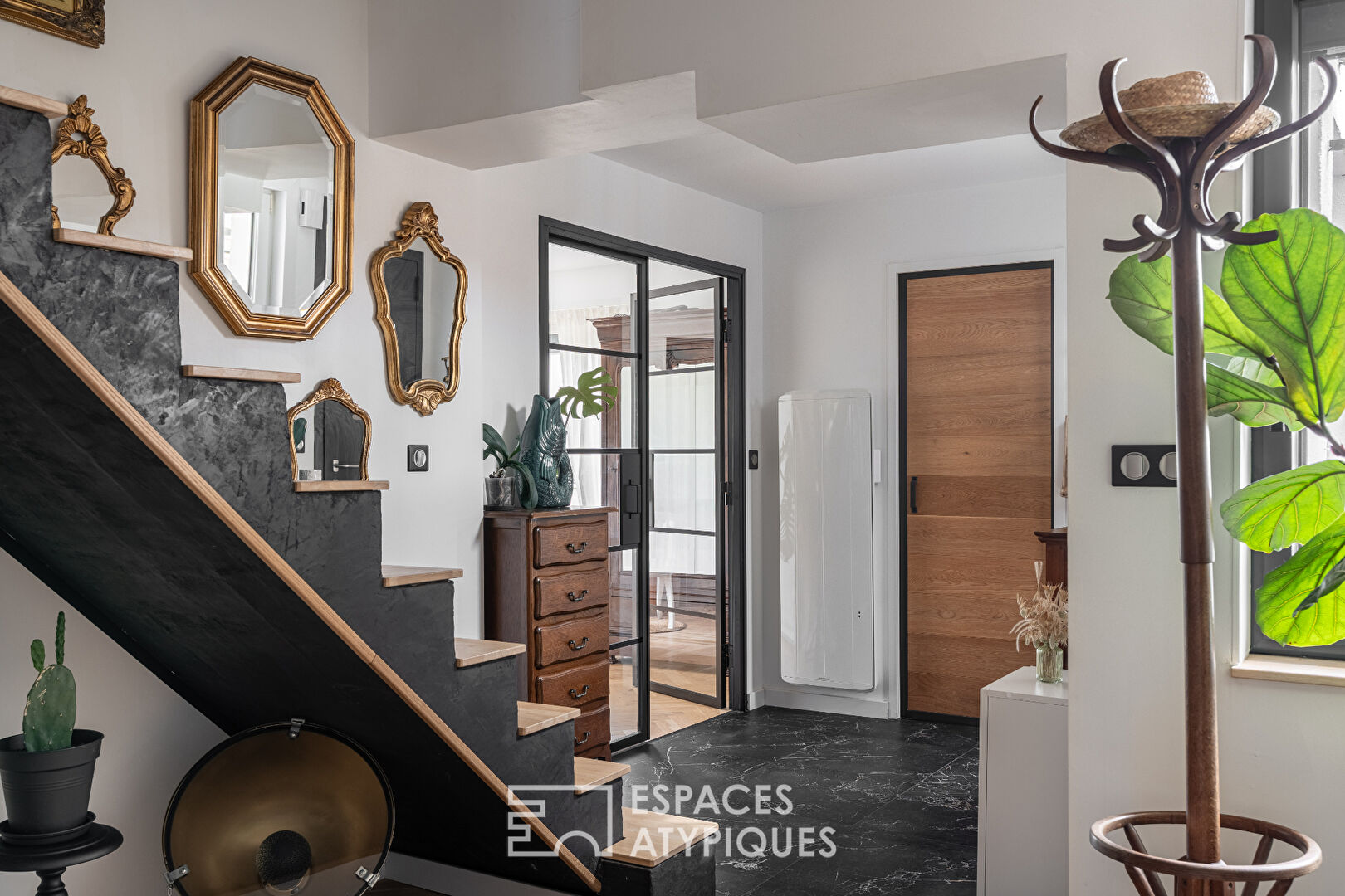 Maison familiale type longère avec suite parentale et jardin