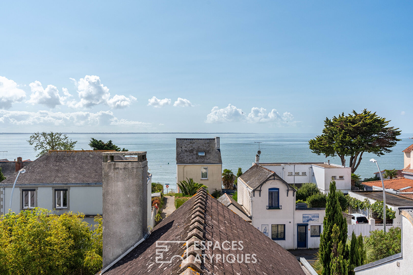 Maison d&rsquo;architecte à Villès-Martin à 100 m de la plage !