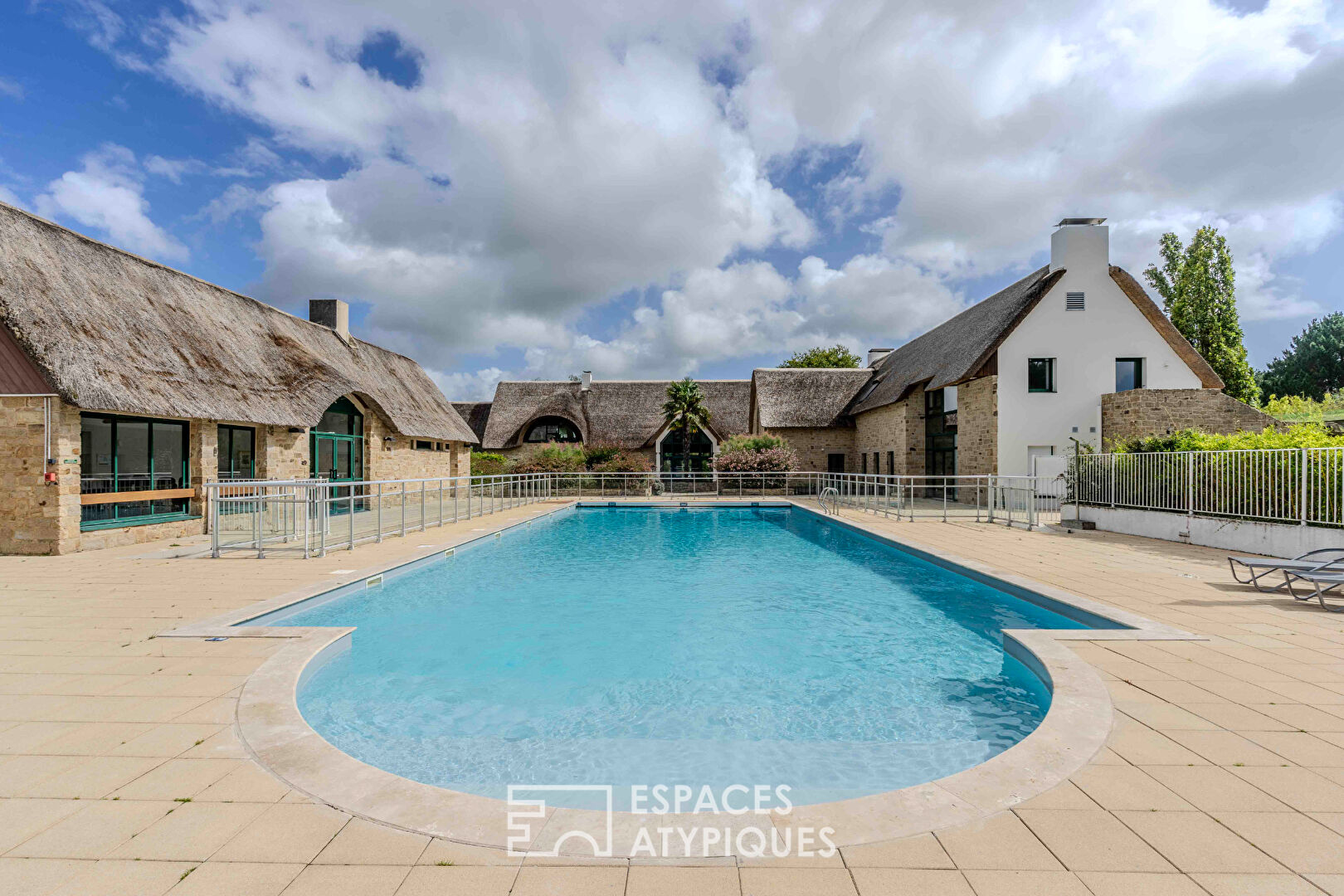 Le cocon : duplex rénové au coeur du golf de la Baule.