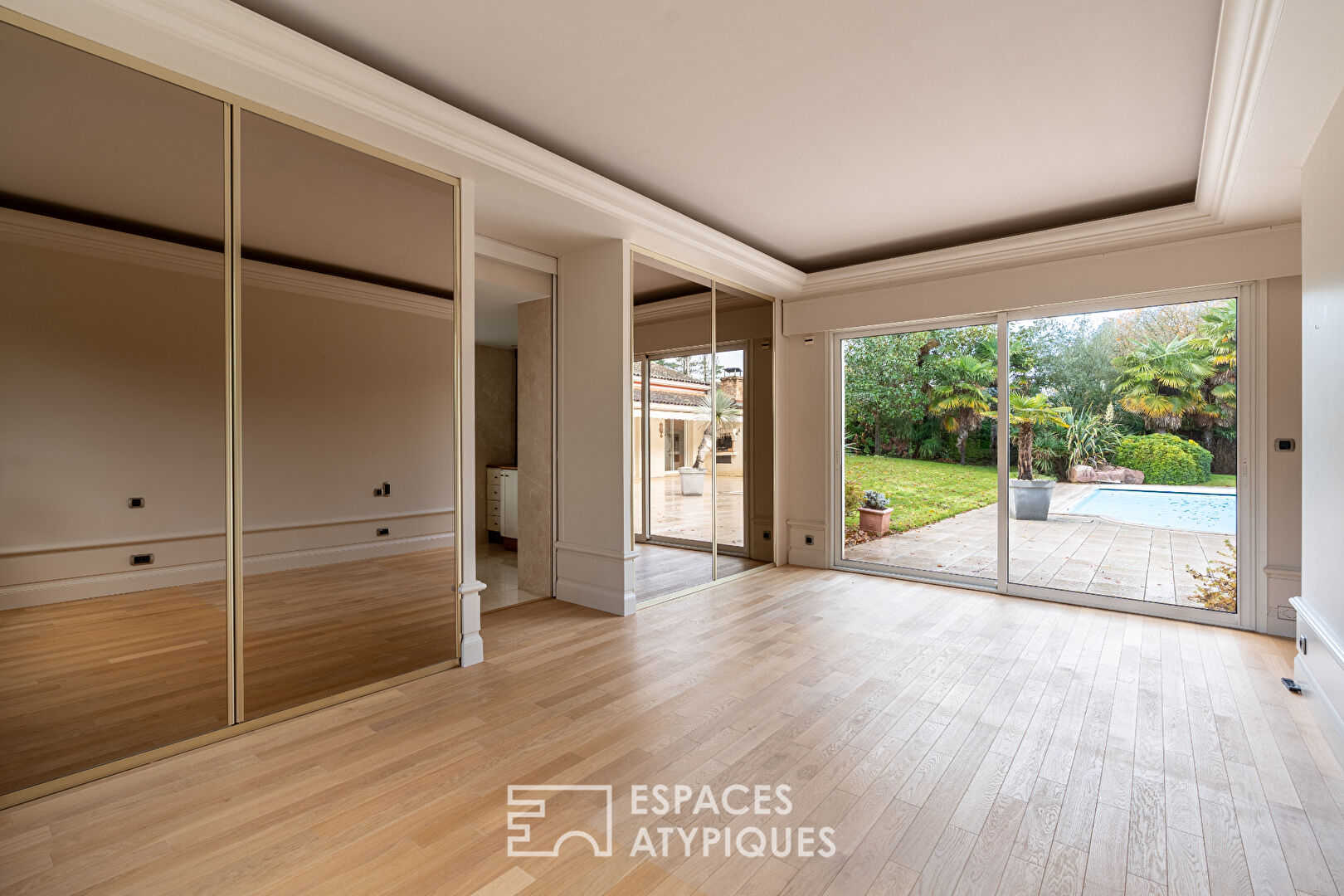 Villa d’architecte avec vie de plain pied proche du bourg