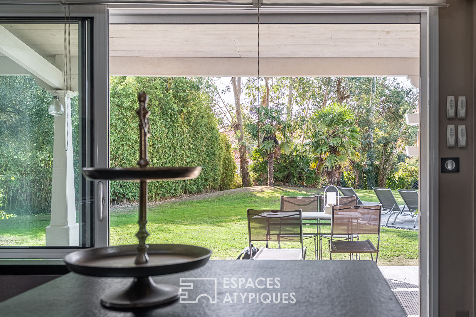 Maison esprit « Louisiane », guest house et jardin tropical avec piscine