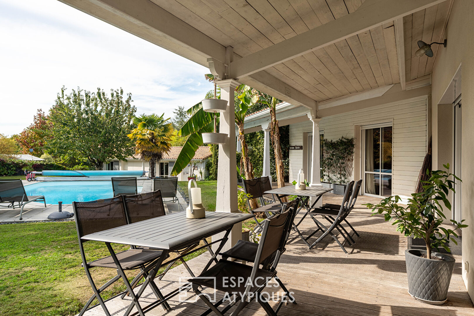Maison esprit « Louisiane », guest house et jardin tropical avec piscine