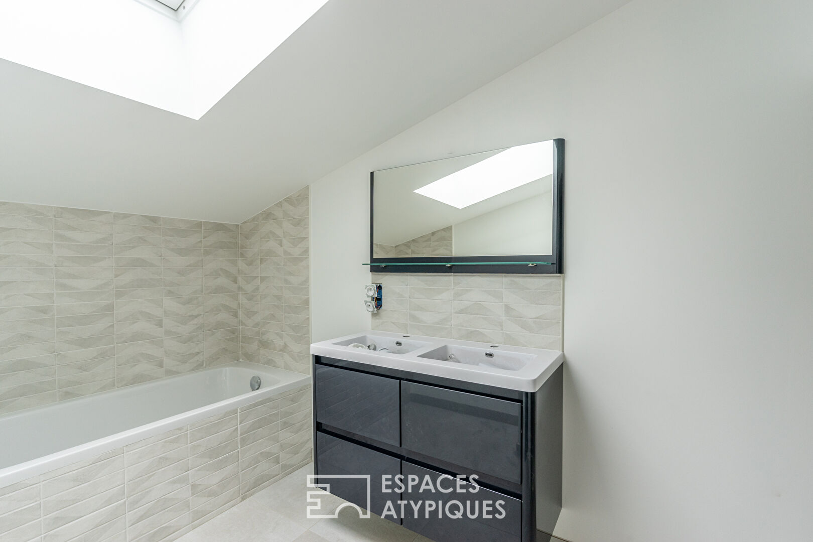 Maison de bourg au Pallet avec son jardin intimiste