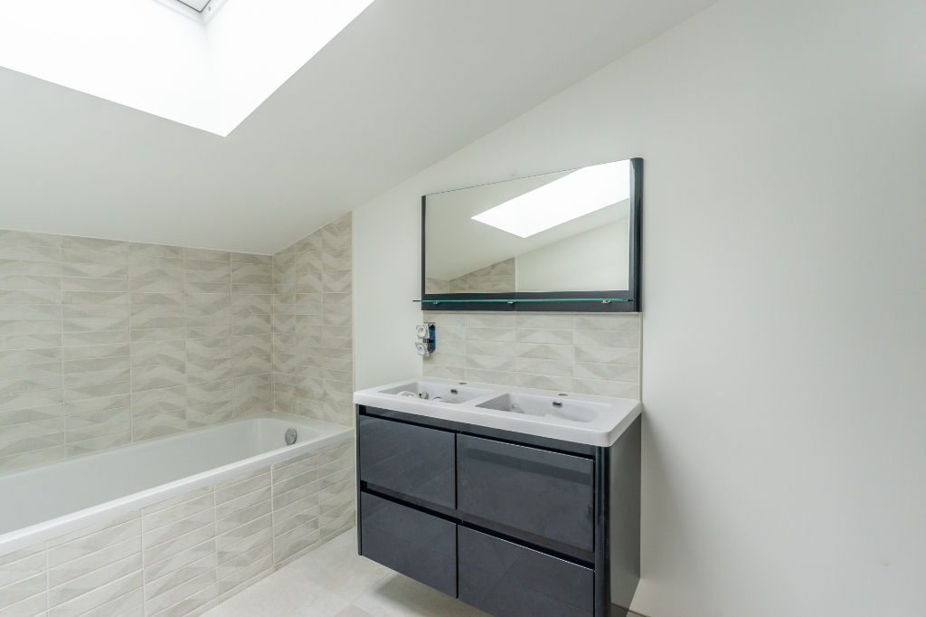 Maison de bourg au Pallet avec son jardin intimiste