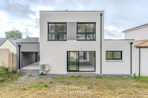 Maison neuve contemporaine RE 2020 à Saint-Marc-sur-Mer