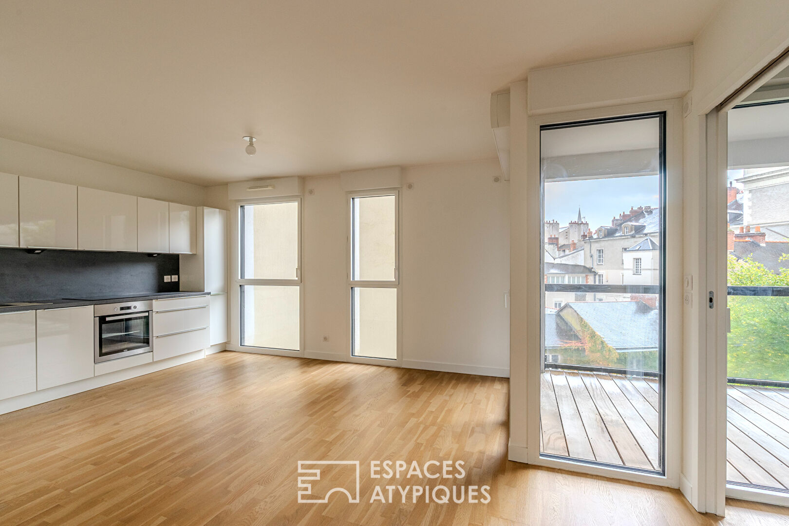 Appartement au calme avec terrasse au coeur de Talensac