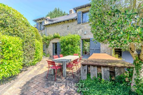 Maison familiale en pierre, terrasses, écrin de verdure à deux pas de Nantes