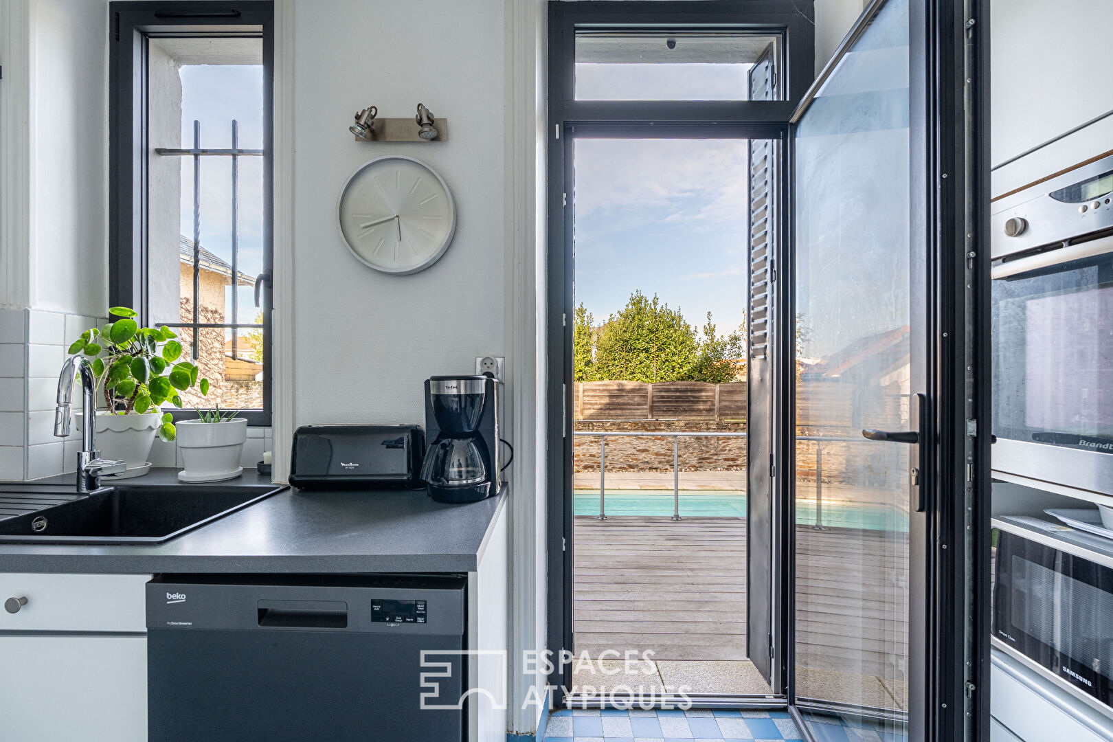 Charmante maison de ville des années 20 rénovée avec piscine